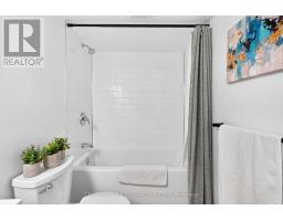 1505 STONEYBROOK CRESCENT - 34