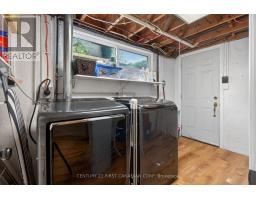 1505 STONEYBROOK CRESCENT - 35