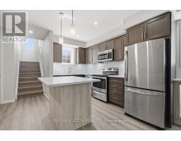 50 - 3200 SINGLETON AVENUE - 7