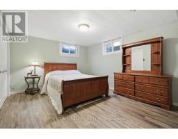 9022 IONA ROAD - 36
