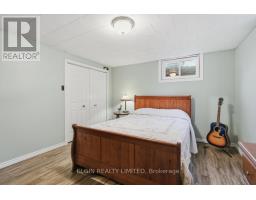 9022 IONA ROAD - 37