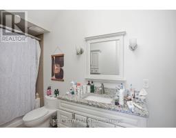 82 WELLINGTON STREET - 26