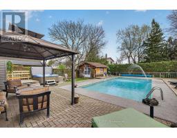 1093 VISCOUNT ROAD - 41