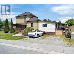 209 MARGARET STREET - 5