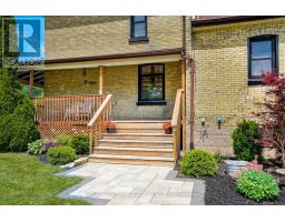 209 MARGARET STREET - 7