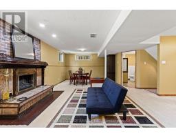 30 GERALD CRESCENT - 33