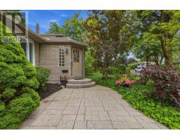 79 MENDIP CRESCENT - 4