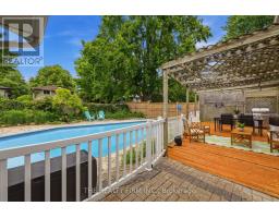 79 MENDIP CRESCENT - 42