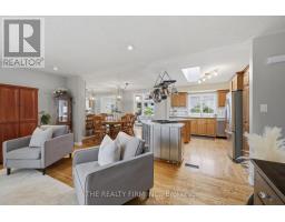 79 MENDIP CRESCENT - 9