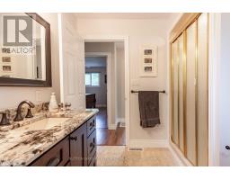 3270 COLIN STREET - 24