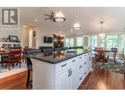 3270 COLIN STREET - 6