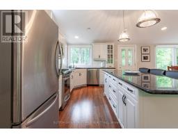 3270 COLIN STREET - 8