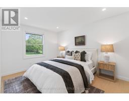 572 CHURCHILL CRESCENT - 22