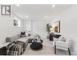 572 CHURCHILL CRESCENT - 26