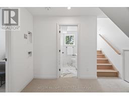 572 CHURCHILL CRESCENT - 28