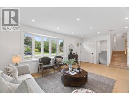 572 CHURCHILL CRESCENT - 8