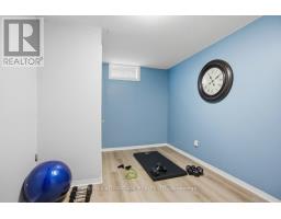 535 THORNWOOD DRIVE - 18