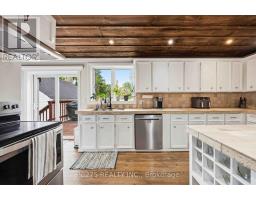 112 ESSEX STREET - 14