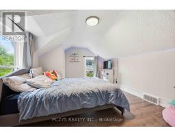 112 ESSEX STREET - 21