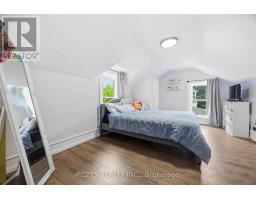 112 ESSEX STREET - 22