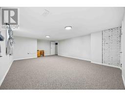 112 ESSEX STREET - 24