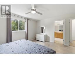 1127 FOXHUNT ROAD - 19