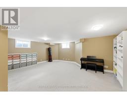 1127 FOXHUNT ROAD - 32