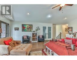2 AMBLESIDE DRIVE - 11