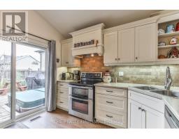 2 AMBLESIDE DRIVE - 16