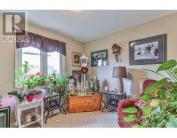 2 AMBLESIDE DRIVE - 26