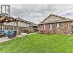 2 AMBLESIDE DRIVE - 47