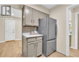 3711 DANDURAND BOULEVARD - 6