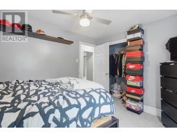 569 VISCOUNT ROAD - 24