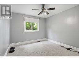 569 VISCOUNT ROAD - 25