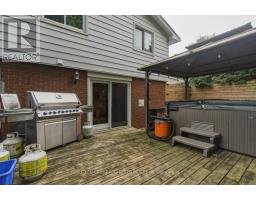 569 VISCOUNT ROAD - 35