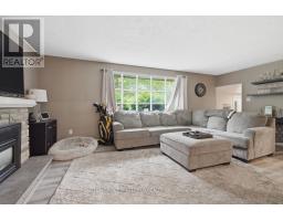 569 VISCOUNT ROAD - 5
