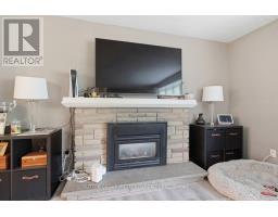 569 VISCOUNT ROAD - 7
