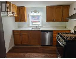 1 DUNDAS STREET - 6