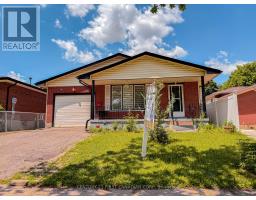 8 POPLAR CRESCENT - 1