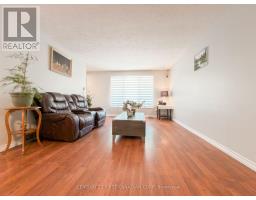 8 POPLAR CRESCENT - 4