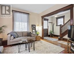 21 ERIE STREET - 6