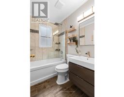 72 EMERY STREET E - 21