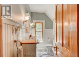 41 ASKIN STREET - 24