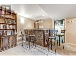 20 HINES CRESCENT - 18