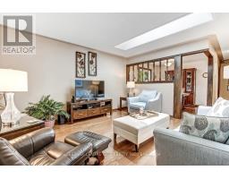 20 HINES CRESCENT - 5