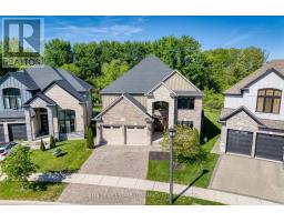 1375 DYER CRESCENT - 1