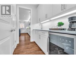 1375 DYER CRESCENT - 21