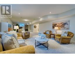 1375 DYER CRESCENT - 42