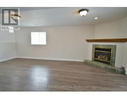578 WELLINGTON STREET - 21