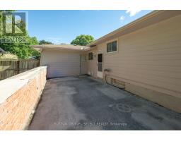 661 GRENFELL DRIVE - 29
